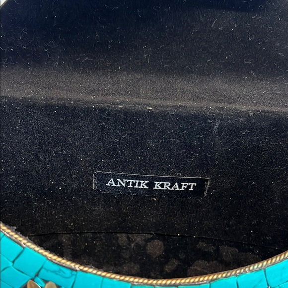 Antik Kraft | Metal Mosaic Purse with Crossbody Strap ✨ - Picture 11 of 11